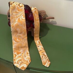Ted Baker London 🎈sale🎈100% silk hand tailored in USA 🇺🇸